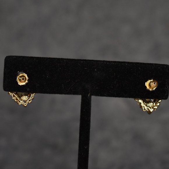 NWT Vintage Lindenwold Gold and Cubic Zirconia Stud Earrings - Picture 7 of 8